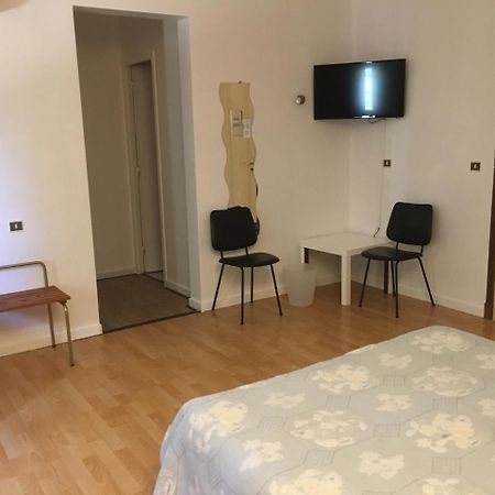 Hotel Restaurant La Garenne Tresserre Екстериор снимка